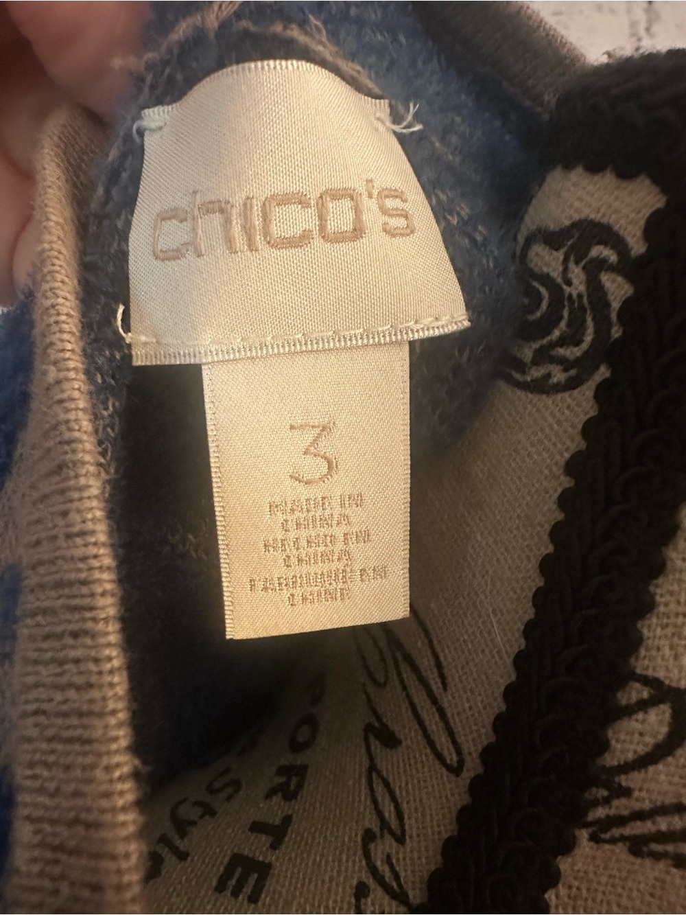Chico’s Size 3 Long Embellished Duster Cardigan Coat Faux Fur Cuffs Blue Tan - Picture 4 of 9